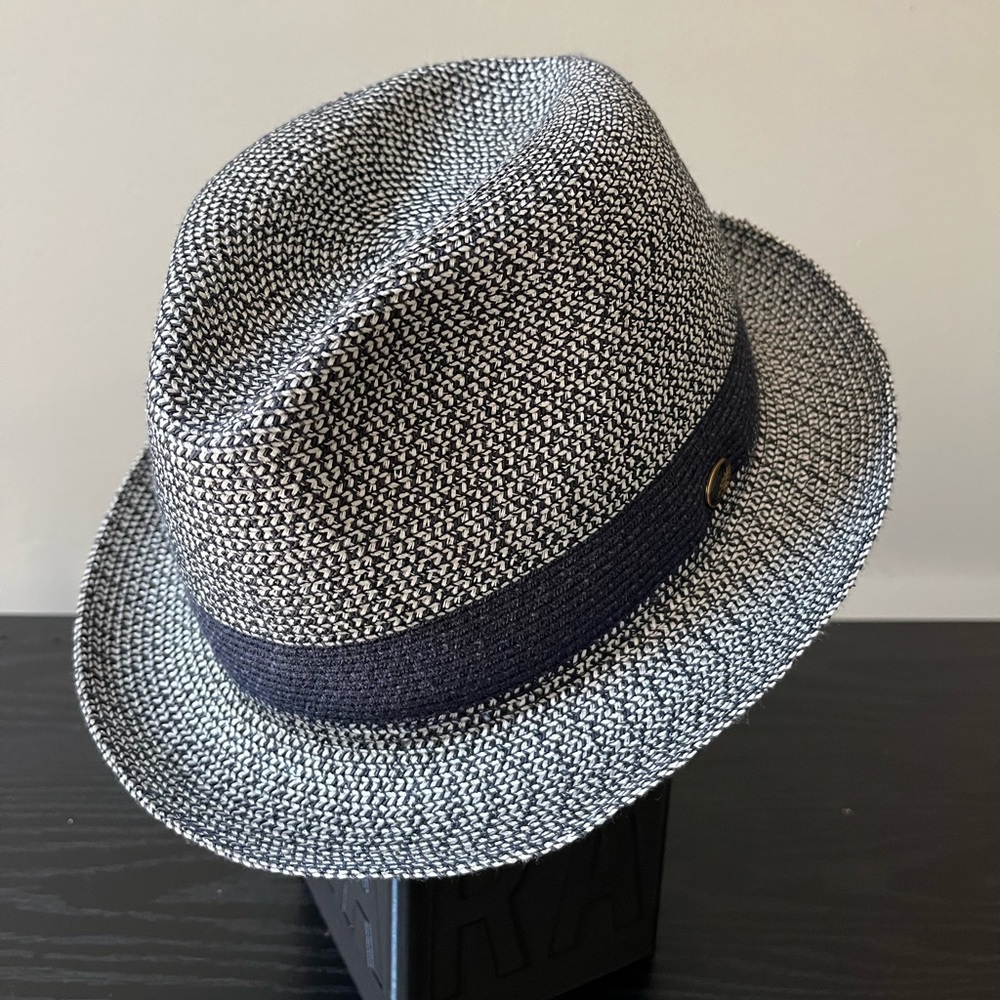Tesi Italian made hat.